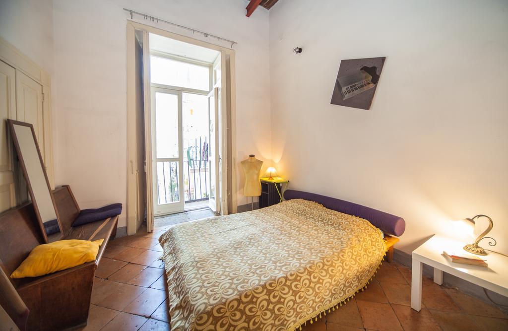 B&B Stella 10 Νάπολη Δωμάτιο φωτογραφία