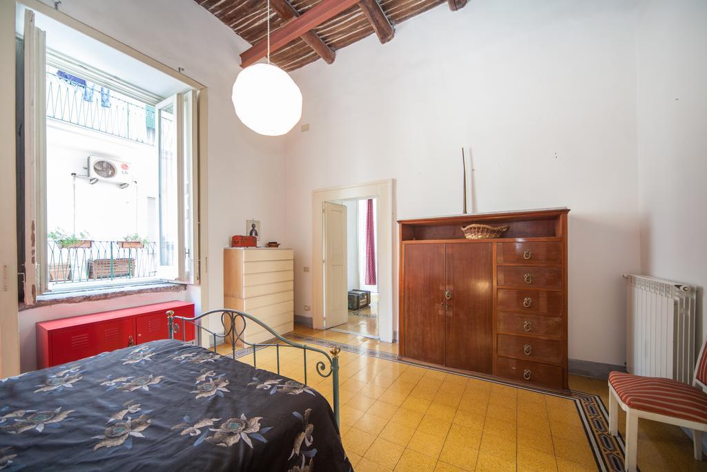 B&B Stella 10 Νάπολη Δωμάτιο φωτογραφία
