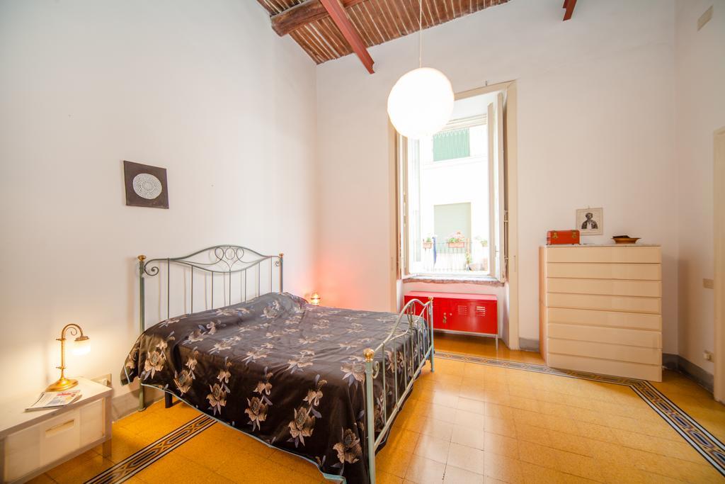 B&B Stella 10 Νάπολη Δωμάτιο φωτογραφία
